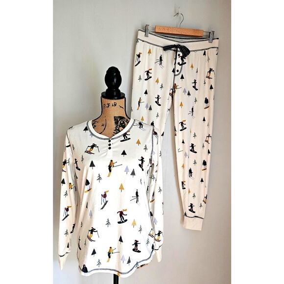 PJ Salvage Aprés Ski Print Pajama Set Long Sleeve Top & Bottoms Womens Sz S - Picture 2 of 10